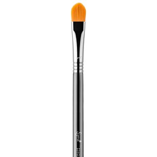 F75 Concealer Brush